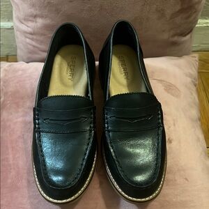 Sperry Women’s Black Loafers